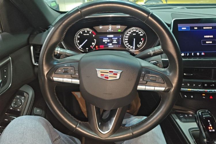 Used Cadillac CT5 2022 28T Luxury Version (Standard Edition) Steering Wheel