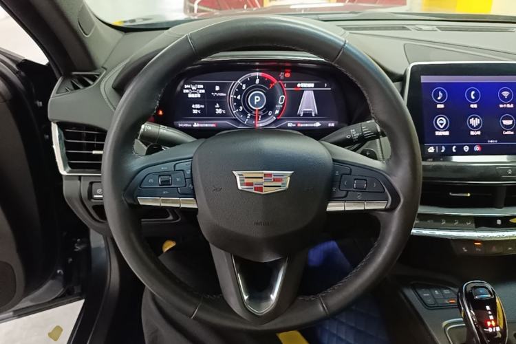 Used Cadillac CT5 2022 28T Prestige Edition Steering Wheel