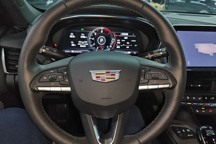 Used Cadillac CT5 2022 28T Prestige Edition Steering Wheel