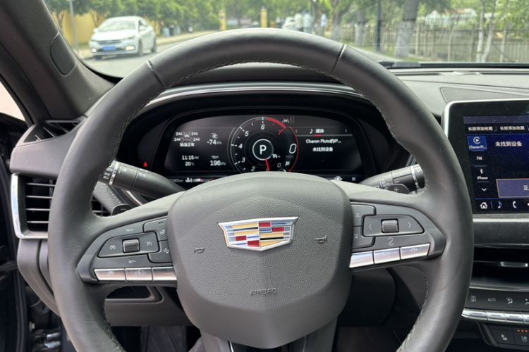 Used Cadillac CT5 2022 28T Prestige Edition Steering Wheel