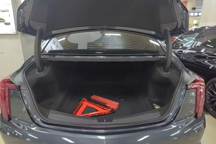Used Cadillac CT5 2022 28T Luxury Version (Standard Edition) Trunk