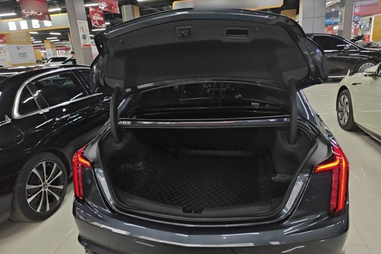 Used Cadillac CT5 2022 28T Prestige Edition Trunk