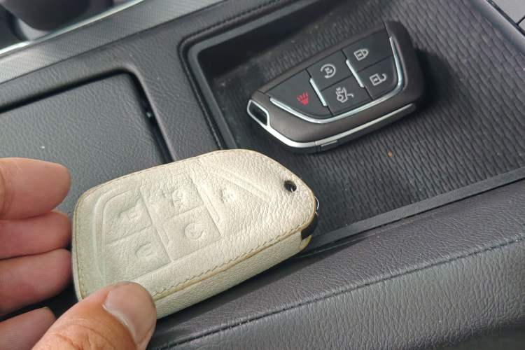 Used Cadillac CT5 2022 28T Luxury Edition Vehicle Key