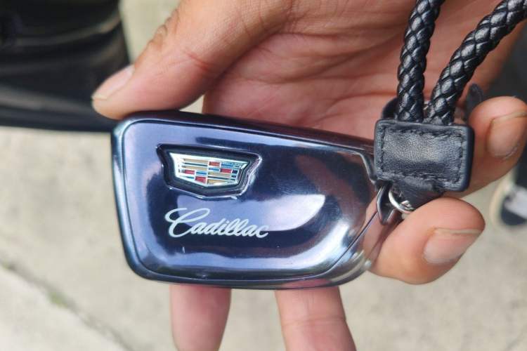 Used Cadillac CT5 2022 28T Platinum Edition Vehicle Key
