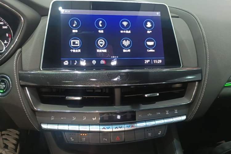 Used Cadillac CT5 2022 28T Luxury Edition Audio And AC Panel