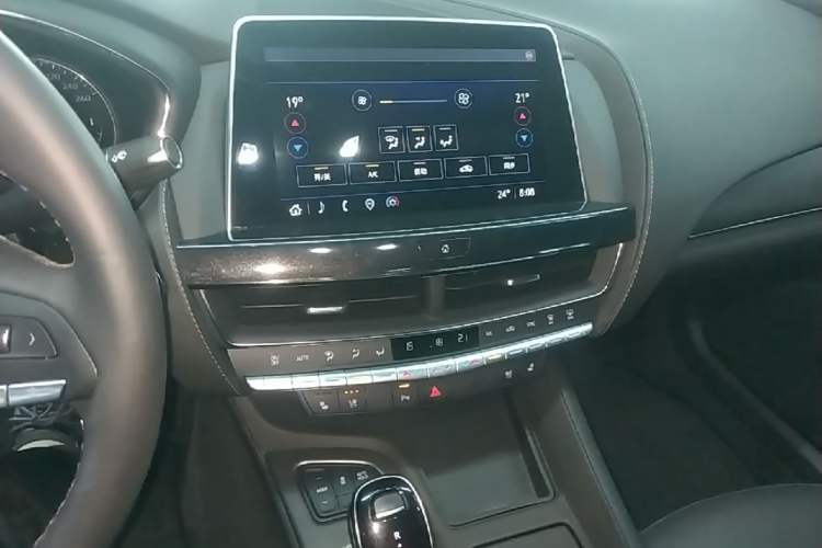 Used Cadillac CT5 2022 28T Luxury Version (Standard Edition) Audio And AC Panel
