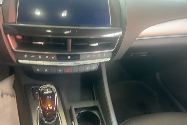 Used Cadillac CT5 2022 28T Luxury Version (Standard Edition) Audio And AC Panel