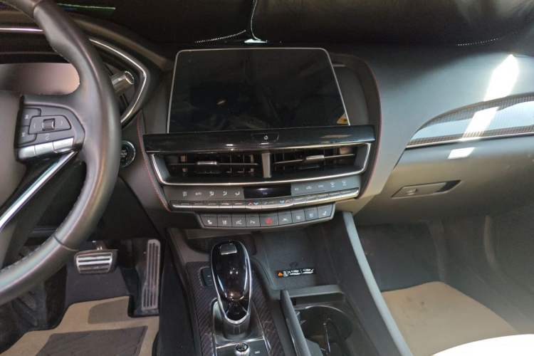 Used Cadillac CT5 2022 28T Platinum Super Driver-Assistance Edition Audio And AC Panel