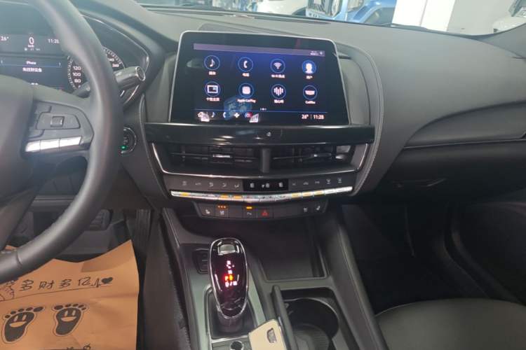 Used Cadillac CT5 2022 28T Luxury Edition Audio And AC Panel