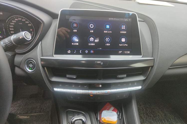 Used Cadillac CT5 2022 28T Luxury Edition Audio And AC Panel