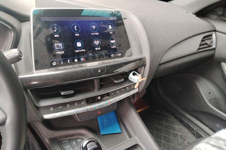 Used Cadillac CT5 2022 28T Fashion Edition Audio And AC Panel