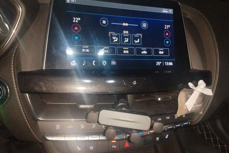 Used Cadillac CT5 2022 28T Luxury Version (Standard Edition) Audio And AC Panel