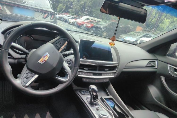 Used Cadillac CT5 2022 28T Luxury Version (Standard Edition) Center Console