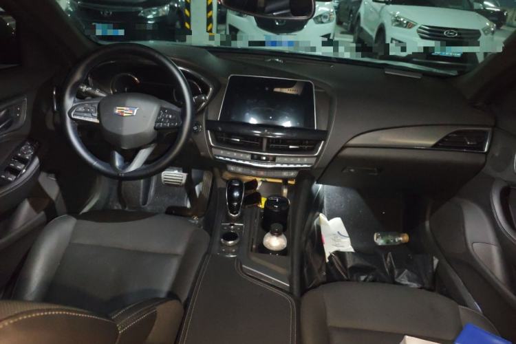 Used Cadillac CT5 2022 28T Luxury Version (Standard Edition) Center Console