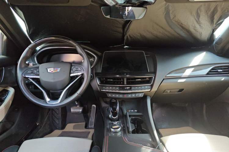 Used Cadillac CT5 2022 28T Platinum Super Driver-Assistance Edition Center Console