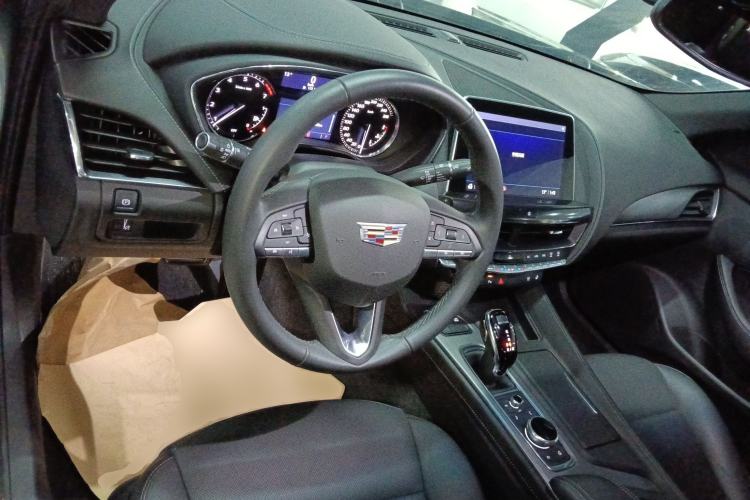 Used Cadillac CT5 2022 28T Luxury Version (Standard Edition) Center Console
