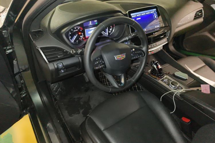 Used Cadillac CT5 2022 28T Luxury Version (Standard Edition) Center Console