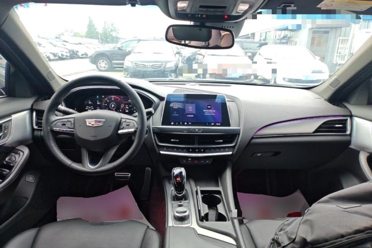 Used Cadillac CT5 2022 28T Prestige Edition Center Console