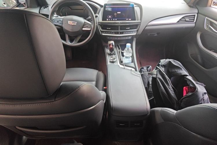 Used Cadillac CT5 2022 28T Luxury Version (Standard Edition) Center Console
