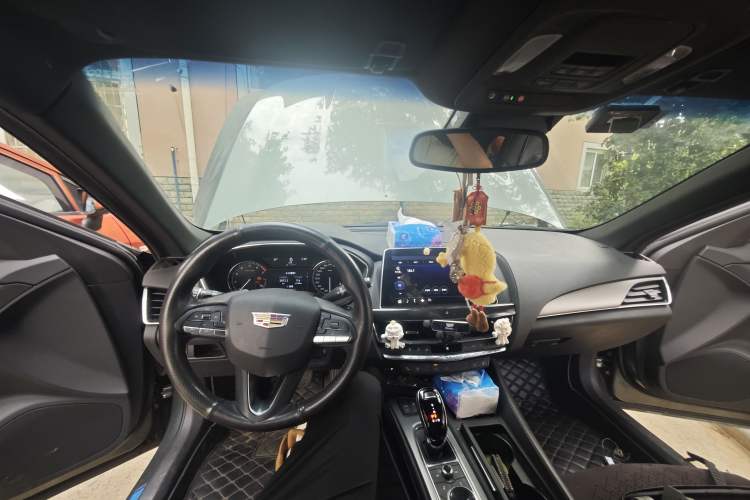 Used Cadillac CT5 2022 28T Luxury Version (Standard Edition) Center Console