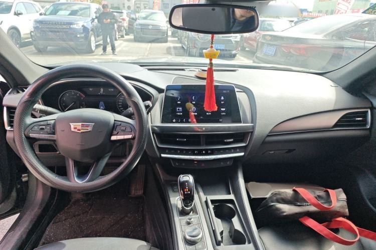 Used Cadillac CT5 2022 28T Luxury Version (Standard Edition) Center Console