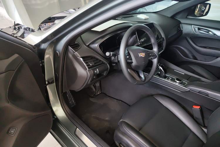 Used Cadillac CT5 2022 28T Luxury Version (Standard Edition) Driver Seat