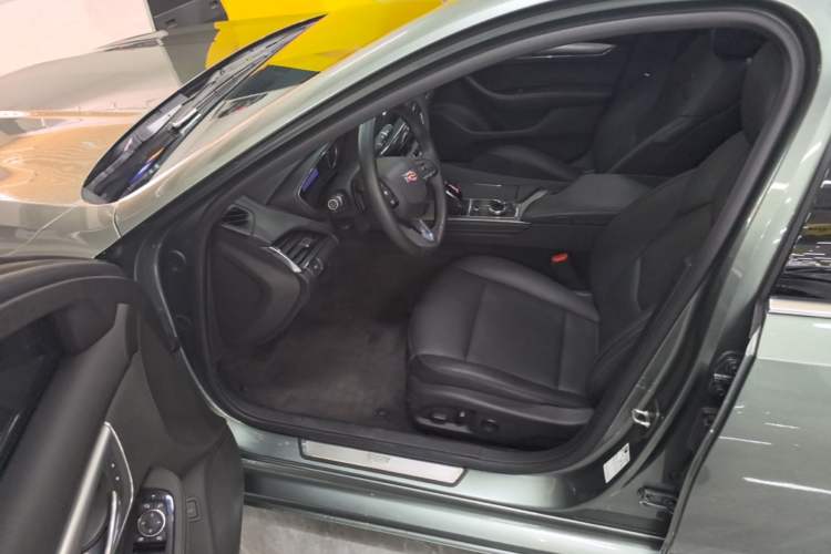 Used Cadillac CT5 2022 28T Luxury Version (Standard Edition) Driver Seat