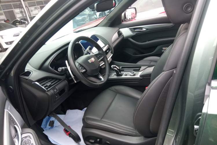 Used Cadillac CT5 2022 28T Luxury Edition Driver Seat