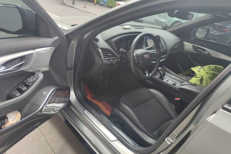 Used Cadillac CT5 2022 28T Fashion Edition Driver Seat