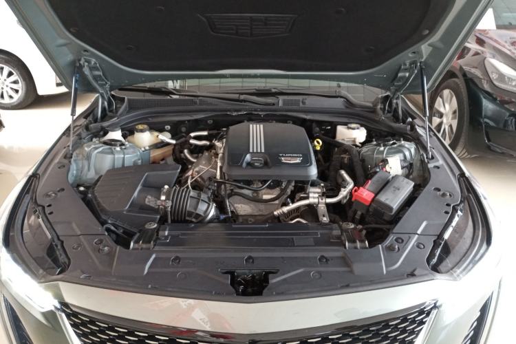 Used Cadillac CT5 2022 28T Luxury Edition Engine Bay