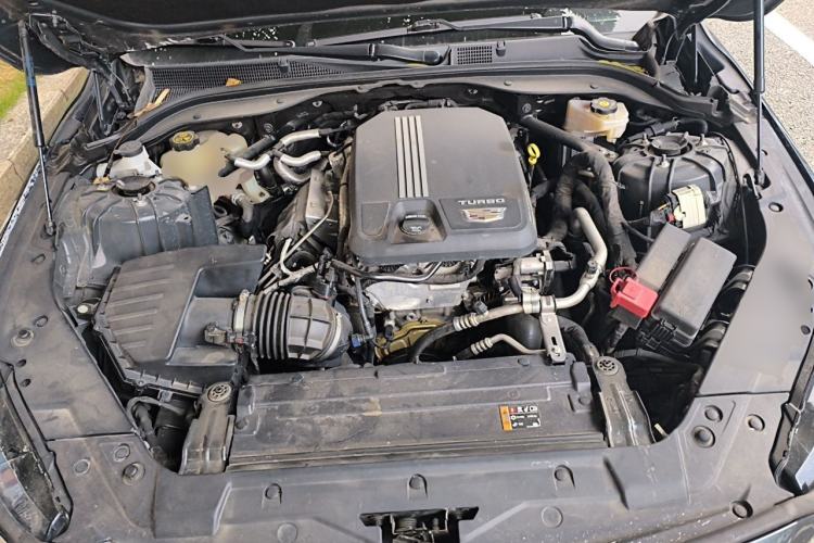 Used Cadillac CT5 2022 28T Luxury Edition Engine Bay