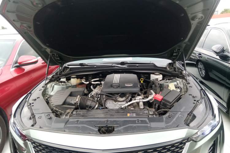 Used Cadillac CT5 2022 28T Luxury Edition Engine Bay