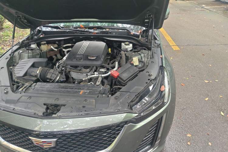 Used Cadillac CT5 2022 28T Luxury Version (Standard Edition) Engine Bay Left