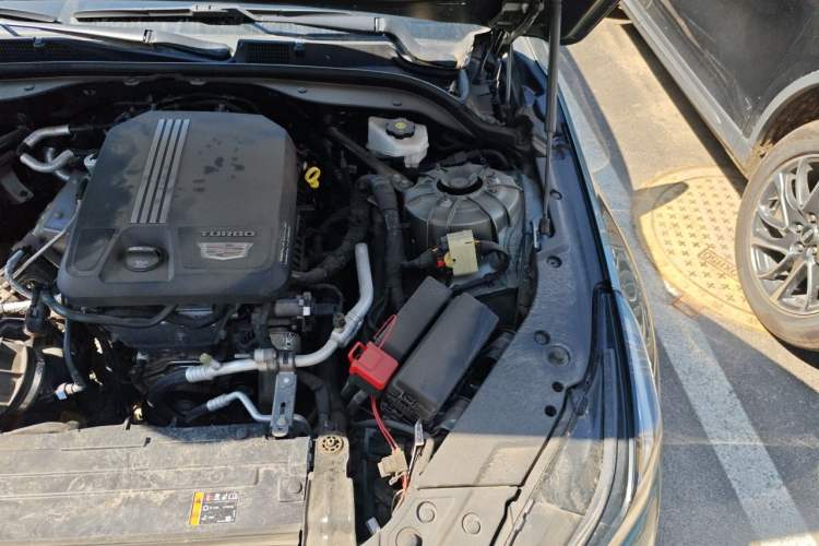 Used Cadillac CT5 2022 28T Platinum Super Driver-Assistance Edition Engine Bay Left