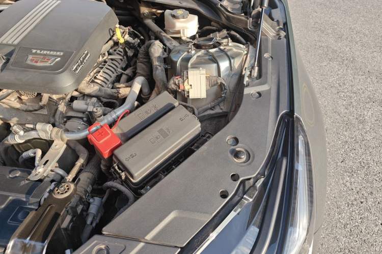 Used Cadillac CT5 2022 28T Luxury Version (Standard Edition) Engine Bay Left