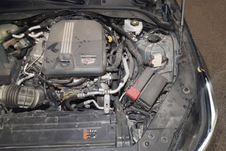 Used Cadillac CT5 2022 28T Luxury Edition Engine Bay Left