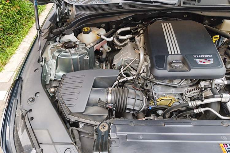 Used Cadillac CT5 2022 28T Luxury Version (Standard Edition) Engine Bay Right