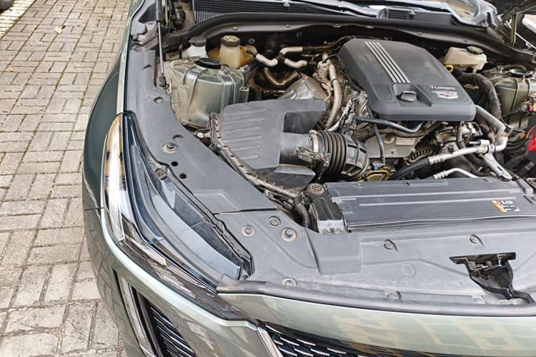 Used Cadillac CT5 2022 28T Prestige Edition Engine Bay Right