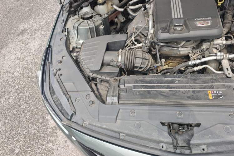 Used Cadillac CT5 2022 28T Luxury Version (Standard Edition) Engine Bay Right