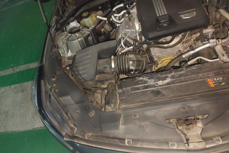 Used Cadillac CT5 2022 28T Luxury Version (Standard Edition) Engine Bay Right