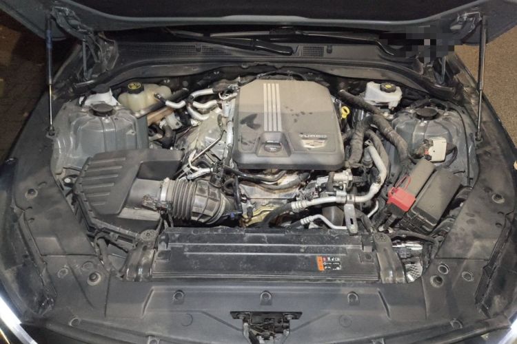 Used Cadillac CT5 2022 28T Luxury Edition Engine Bay