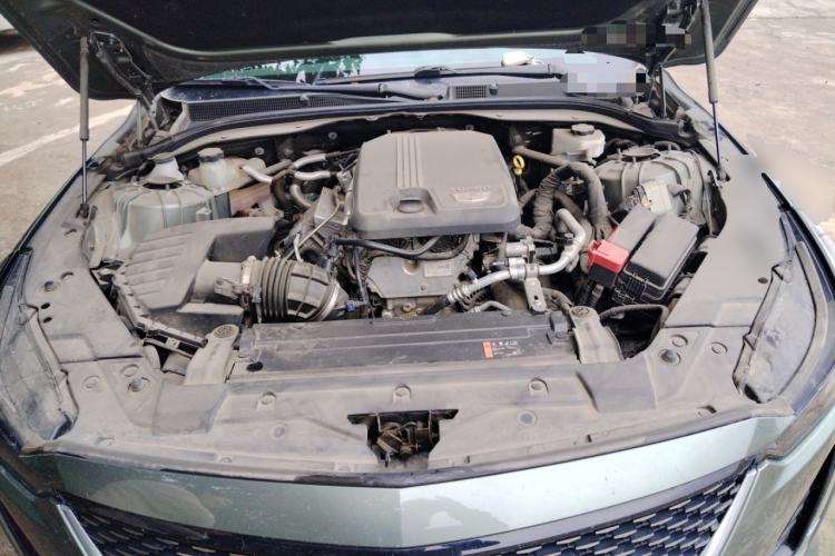 Used Cadillac CT5 2022 28T Fashion Edition Engine Bay