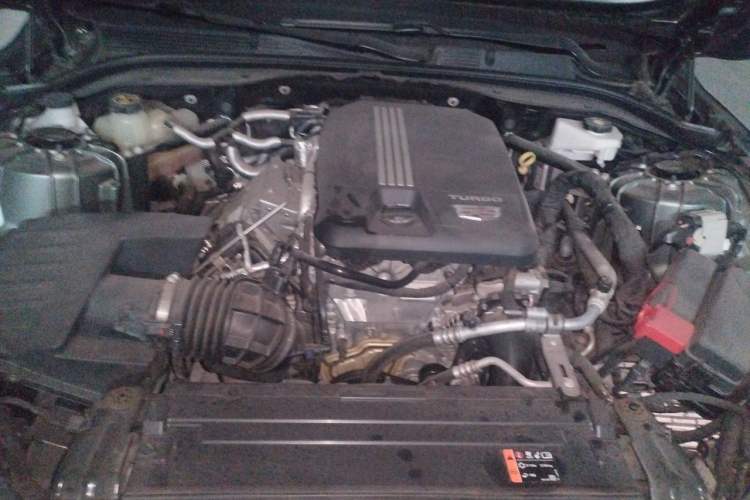 Used Cadillac CT5 2022 28T Luxury Version (Standard Edition) Engine Bay
