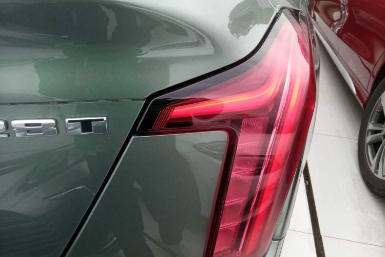 Used Cadillac CT5 2022 28T Luxury Edition Exterior 3