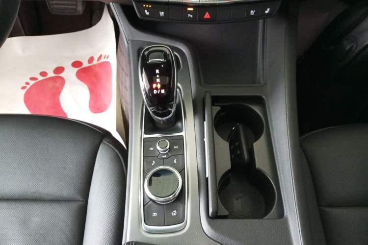 Used Cadillac CT5 2022 28T Luxury Edition Gear Lever