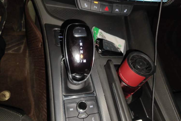 Used Cadillac CT5 2022 28T Prestige Edition Gear Lever