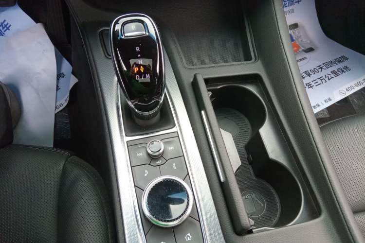 Used Cadillac CT5 2022 28T Luxury Edition Gear Lever