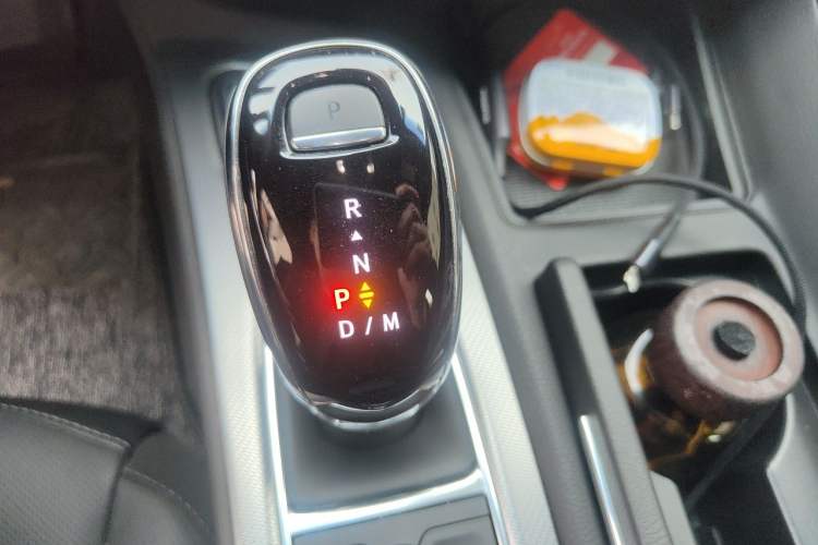 Used Cadillac CT5 2022 28T Luxury Edition Gear Lever
