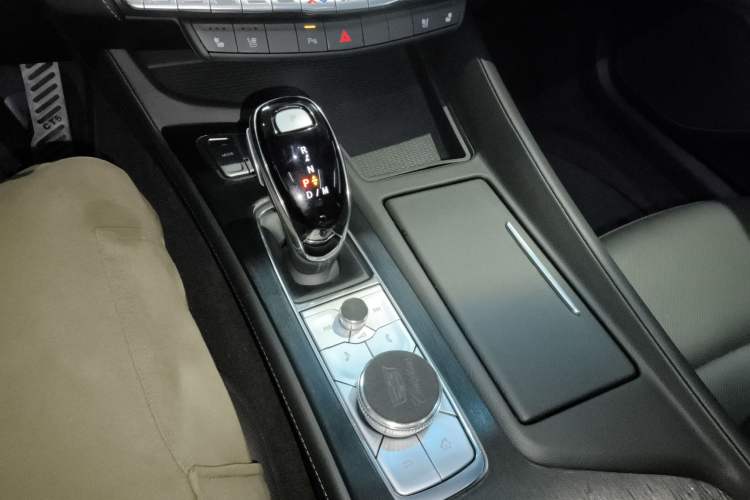 Used Cadillac CT5 2022 28T Luxury Version (Standard Edition) Gear Lever