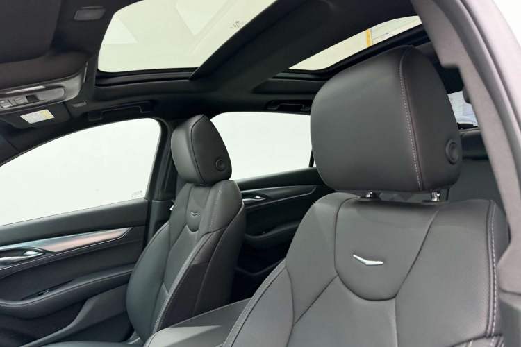 Used Cadillac CT5 2022 28T Luxury Version (Standard Edition) Headliner